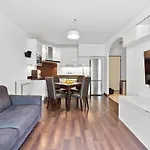Apartament Le Virgil -piscine - Parking Prive - Calme Wifi Mentona